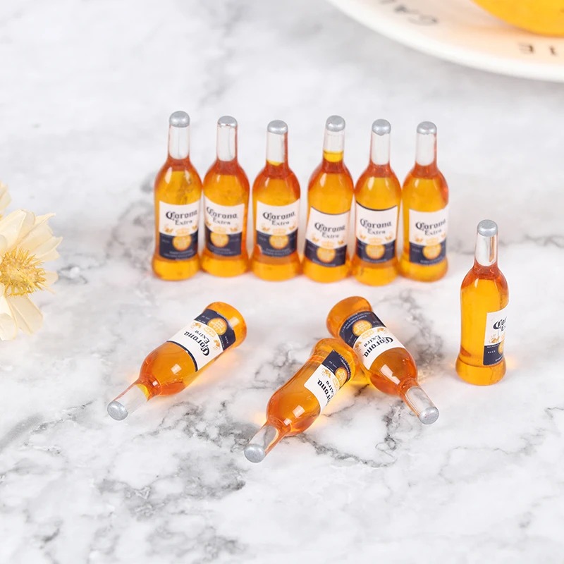Wine Y Beer - 10 stuks 1:12 schaal mini hars