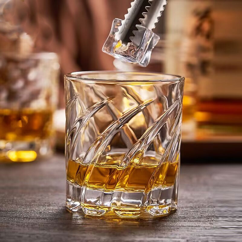 Reliëf Whiskyglas Hoogwaardig  - Wine Beer And Spirit recensie en prijs